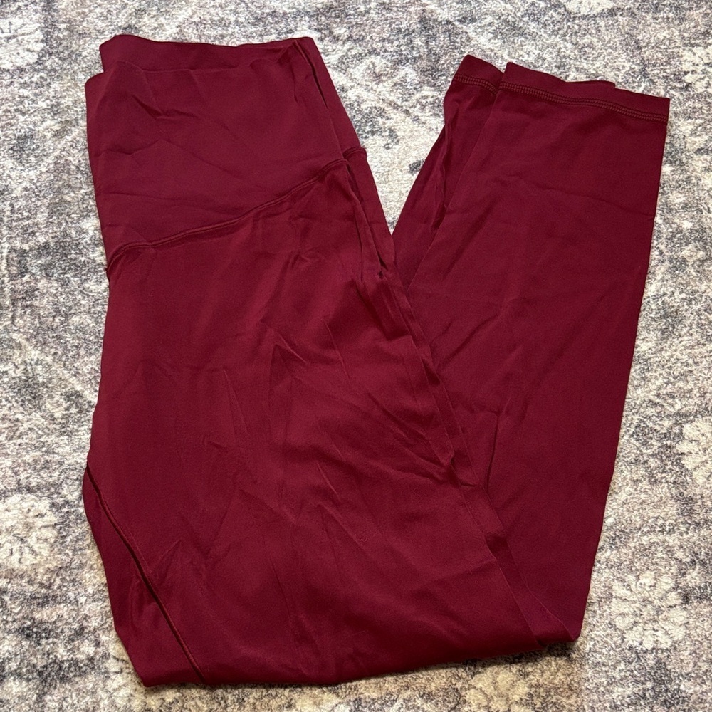 Dark red leggings